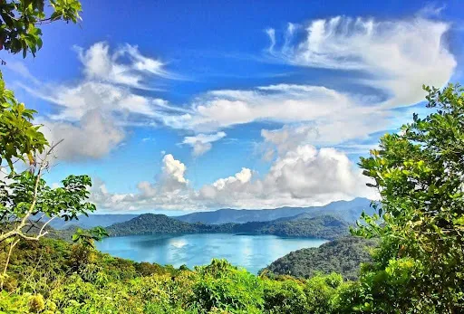 Sano Nggoang | Helicopter Tour Packages in Komodo Island | Komodo Helicopter Tour